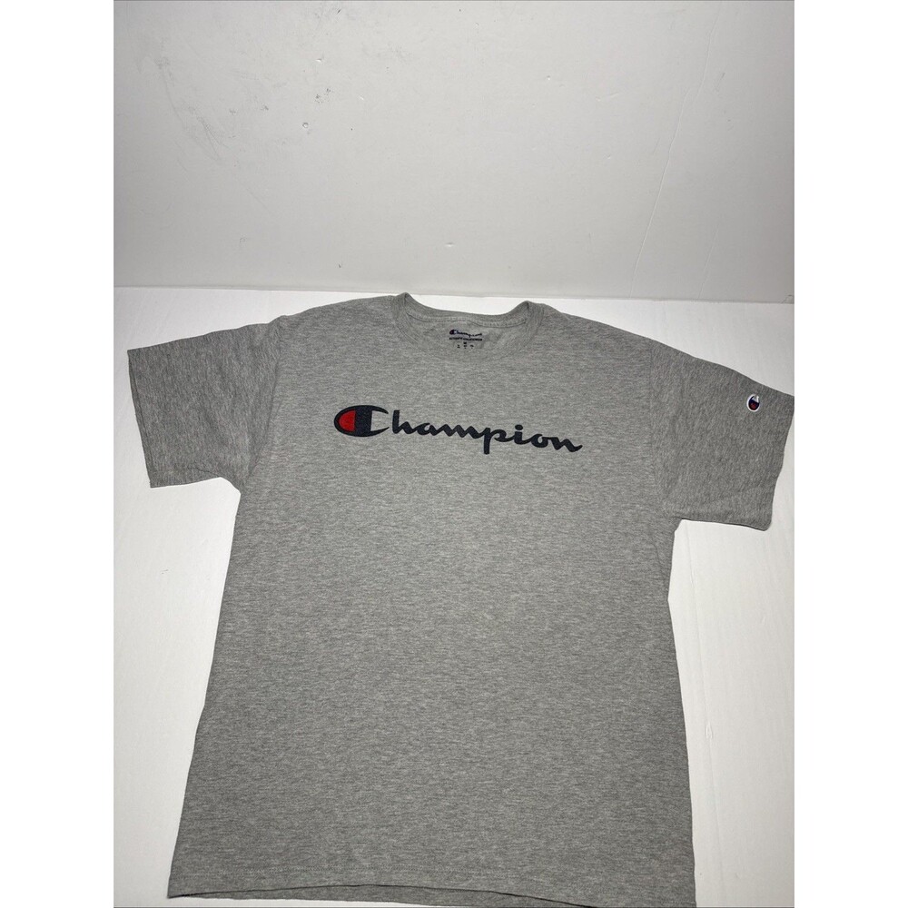 Men’s Champion Tee T-Shirt Size Medium Logo on Sleeve